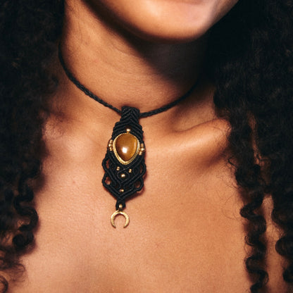 COLLANA: LUNA DEL CORAGGIO